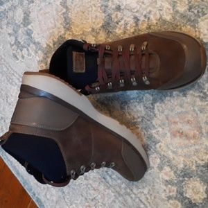 Ugg Classic Weather Hiker 10.5 Med